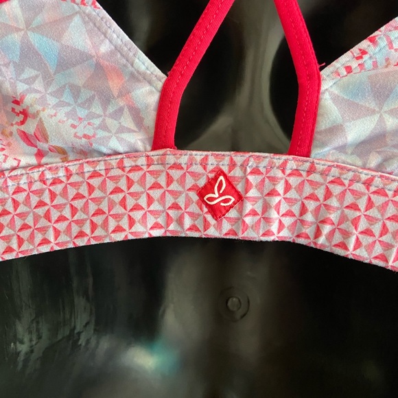 Prana sports bra - size medium 💓💜 - Picture 3 of 4